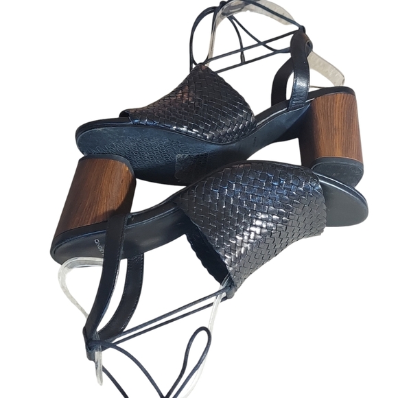 Vagabond Carol Black Leather Woven Strappy Block Heel Sandals - Picture 7 of 16